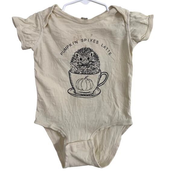 Itty Bitty Bean Co Pumpkin Spikes Latte Hedgehog Bodysuit 12 Months - Picture 1 of 4